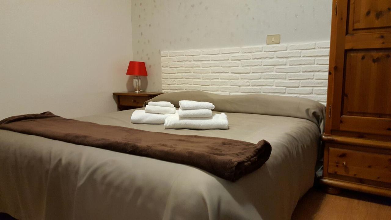 Hotel Calaluna Б'єлла Екстер'єр фото