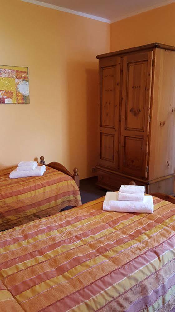 Hotel Calaluna Б'єлла Екстер'єр фото